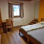 Kindererlebnis- Und Biobauernhof Hipp-bruckner Gospodarstwo agroturystyczne Wornharts