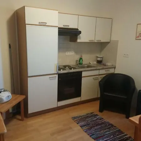 Kindererlebnis- Und Biobauernhof Hipp-bruckner * Wornharts