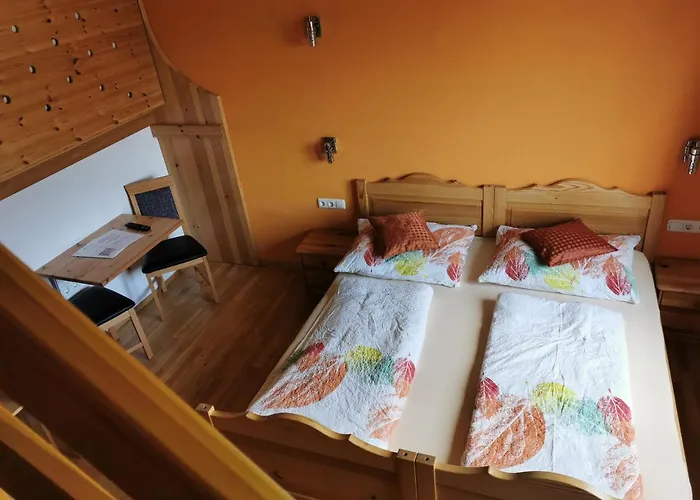 Kindererlebnis- Und Biobauernhof Hipp-bruckner Agroturismo *