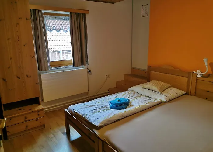 Agroturismo Kindererlebnis- Und Biobauernhof Hipp-bruckner *